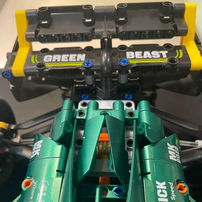 2026 NEW Technical Classic Performance 1912Pcs Aston Martin Sports Car Building Blocks MOC DIY Assembly Model Set Boys Toy Gifts