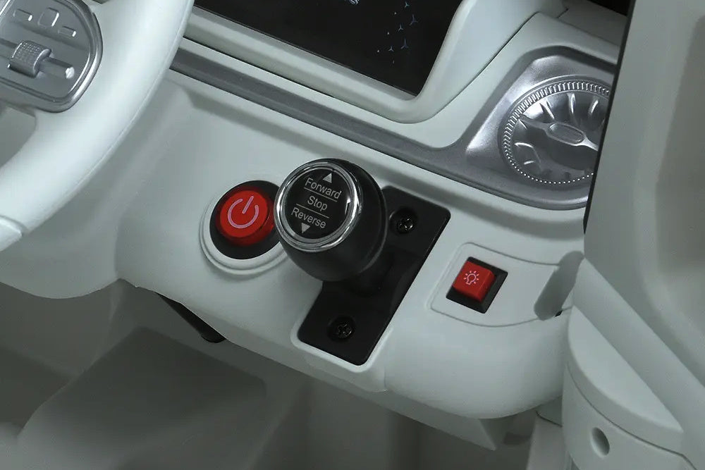 Mercedes Benz Eqg, 12 Volt Electric Children's Car With Rubber Tires, Leather Seat And More!