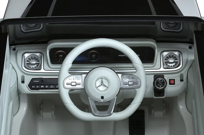 Mercedes Benz Eqg, 12 Volt Electric Children's Car With Rubber Tires, Leather Seat And More!